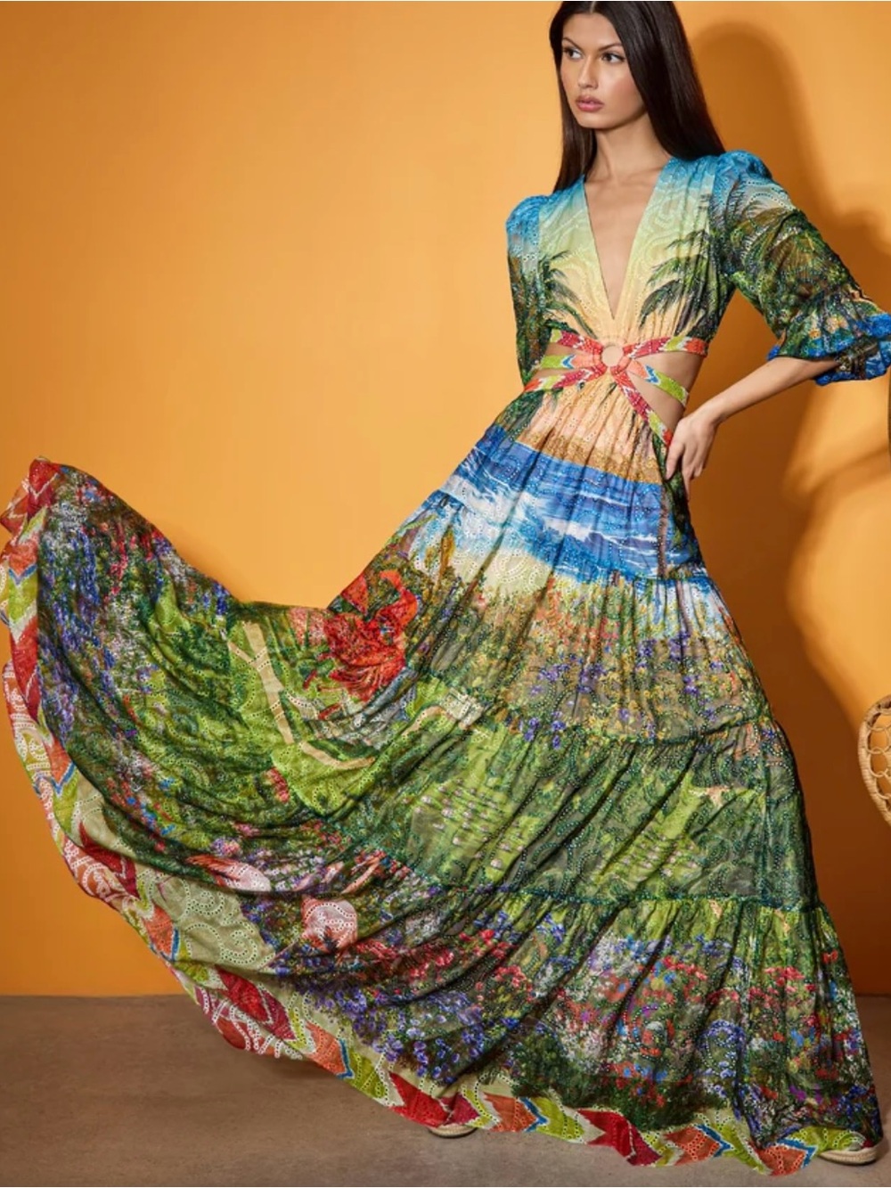 Alice and Olivia Patricia Tiered Dress - Picture 6 of 9